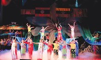 Pembukaan Festival kesenian 5 negara Vietnam, Laos, Kamboja, Myanmar dan Thailand