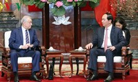 Presiden Vietnam, Tran  Dai Quang menerima Menteri Energi Azerbaijan, Natig Aga Emi Olgu Aliyev