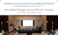 Membuka konferensi konsultasi tingkat Menteri dalam Dialog Abu Dhabi keempat