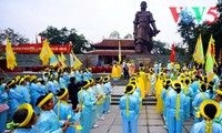 Pesta  Bukit Dong Da - merevitalisasi sejarah mengusir agresor asing