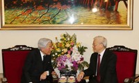 Sekjen Nguyen Phu Trong dan Istri melakukan pertemuan dengan Kaisar Jepang, Akihito dan Permaisuri