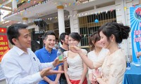 Memperkenalkan sepintas lintas tentang  para mahasiswa Laos yang belajar di Vietnam
