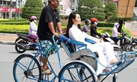 Sepintas lintas tentang becak di Vietnam