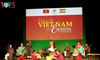   Memperkenalkan ciri-ciri budaya khas dalam “Hari Vietnam di Spanyol”