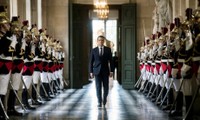  Pemerintah Perancis menang dalam pemungutan suara mosi tak percaya pertama di Majelis Rendah