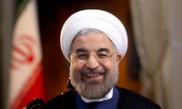Presiden Iran, Hassan Rouhani  mempertahankan seutuhnya hampir semua Menteri kabinet lama