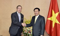 Deputi PM Vietnam, Vuong Dinh Hue menerima Asosiasi Badan Usaha Eropa