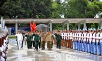  Delegasi militer tingkat tinggi Vietnam melakukan kunjungan resmi di Kuba