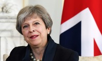  Mayoritas warga sipil Inggris terhadap mendukung PM Theresa May