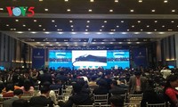 Pembukaan Konferensi  Tingkat Tinggi Bisnis Vietnam