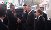 Presiden Indonesia, Joko Widodo tiba di Vietnam untuk menghadiri Pekan Tingkat Tinggi APEC 2017