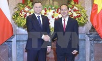 Tonggak penting dalam kerjasama Vietnam-Polandia