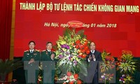 PM Nguyen Xuan Phuc: membangun pasukan tempur ruang siber yang modern