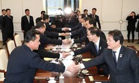 Dua bagian negeri Korea melakukan perundingan tingkat tinggi yang pertama sejak 2 tahun ini