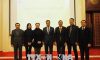  Dubes Vietnam melakukan pertemuan dengan kalangan pers Tiongkok