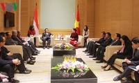  Ketua MN Nguyen Thi Kim Ngan menerima delegasi Parlemen Indonesia dan Malaysia