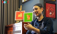 Bertemu dengan pencipta kumpulan perangko Hari Raya Tet Mau Tuat 2018- Pelukis Pham Ha Hai 