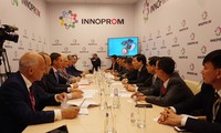 Mendorong kerjasama pengembangan ekonomi Vietnam-Rusia