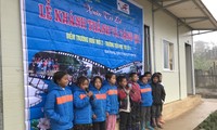 Memperkenalkan tentang usaha pengajaran dari para guru di daerah pegunungan tinggi Vietnam