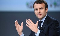 Presiden Perancis mencela AS yang menciptakan etnisme tentang ekonomi dan perdagangan