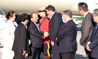 PM Viet Nam, Nguyen Xuan Phuc memulai agenda KTT G7