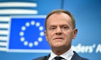 Uni Eropa mendesak kepada AS dan Tiongkok supaya mencegah ” bentrokan dan kekacauan” dagang