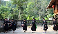 Kecamatan Xuan Giang mengkonservasikan dan mengembangkan nilai-nilai budaya etnis minoritas Tay