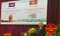 Memperingkati ultah ke-65 Hari Nasional Kerajaan Kamboja
