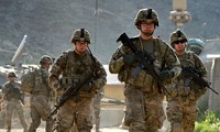 AS mempertimbangkan rencana menarik bagian besar serdadunya dari Afghanistan