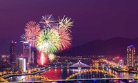 30 tempat  peluncuran kembang api akan díelenggara di Kota Hanoi