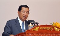 Vietnam dan Kamboja memperkuat kerjasama di bidang pers telekomunikasi