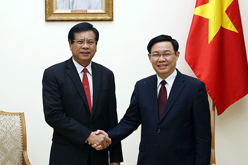 Deputi PM Vietnam, Vuong Dinh Hue menerima  rombongan Institut Penelitian Ekonomi Nasional Laos