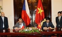 Czech FM speaks highly of his just-concluded visit to Vietnam