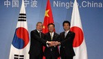 FMs of China, Japan, Republic of Korea discuss regional issue