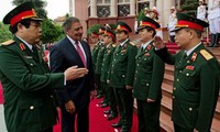 Secretary of Defence: US government values ties with Vietnam