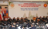 44th ASEAN Economic Ministers meeting kicks off in Cambodia