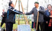 Tree planting ceremony marks 40th anniversary of Paris Accords