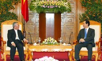 PM Nguyen Tan Dung receives Vietnam Episcopal Council delegation