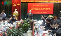 PM Nguyen Tan Dung visits Hanoi National University 
