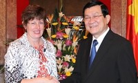 President Truong Tan Sang receives Australian House of Representatives Speaker