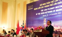 Asian cities debate urbanisation, energy policies in Hanoi 