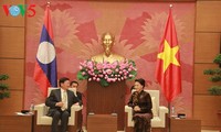 National Assembly Chairwoman receives Lao Prime Minister
