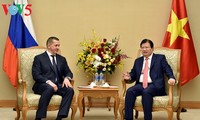 Vietnam, Russia promote trade, investment cooperation