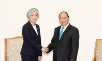 PM urges Vietnam, RoK to achieve 100 billion USD trade goal by 2020