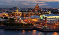 Vietnam attends International Economic Forum in Russia 