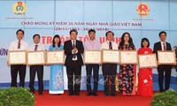 Vietnam Teachers’ Day marked nationwide