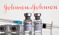 US health agencies recommend pausing use of Johnson & Johnson’s COVID-19 vaccine