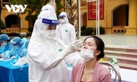 Vietnam confirms 297 new COVID-19 cases on Sunday