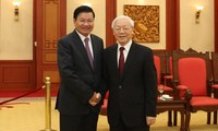 Lao Party General Secretary and President to visit Vietnam