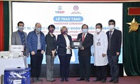 US donates rapid TB diagnostic machine, treatment drug to Vietnam